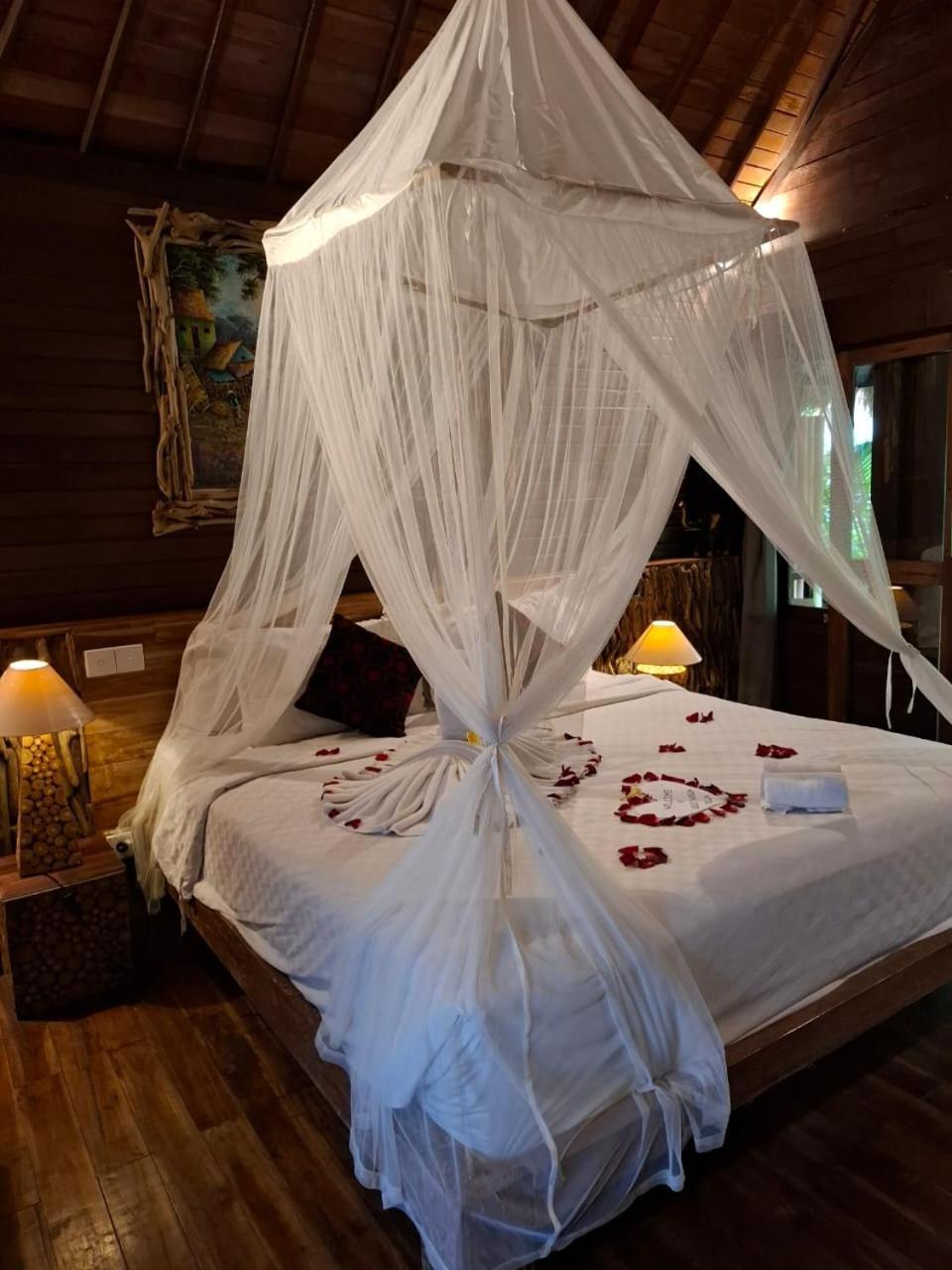 Ubud Virgin Villa מראה חיצוני תמונה